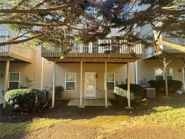 Building Photo - 6050 China Rose Ln