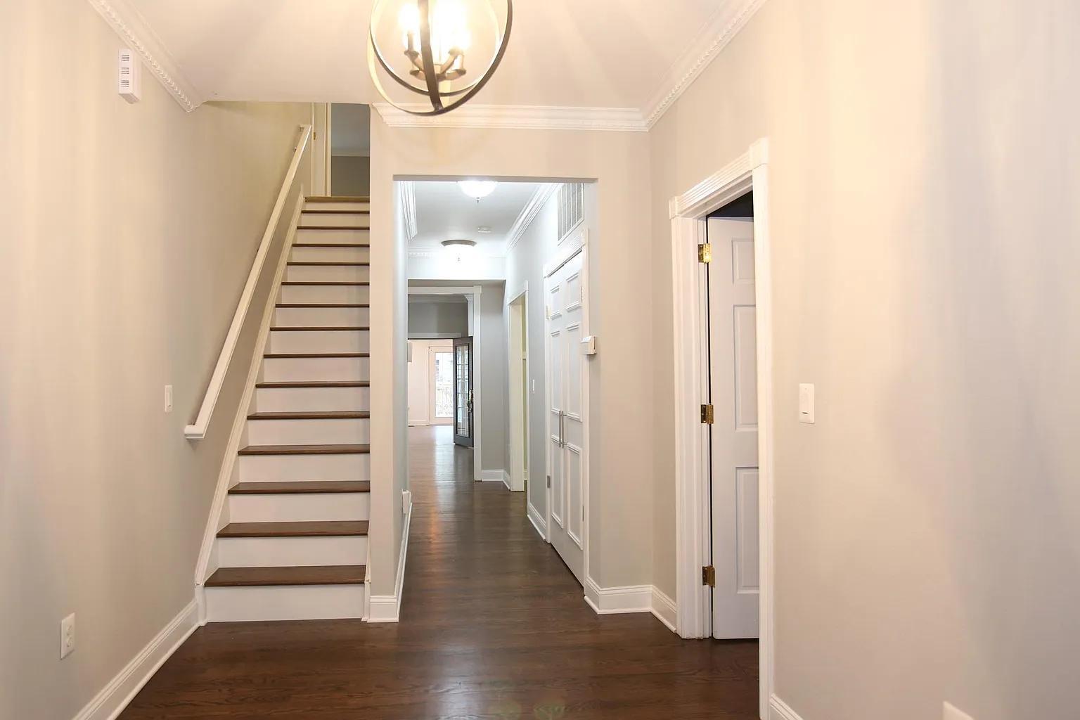 Entrance - 3820 Elbert Ave