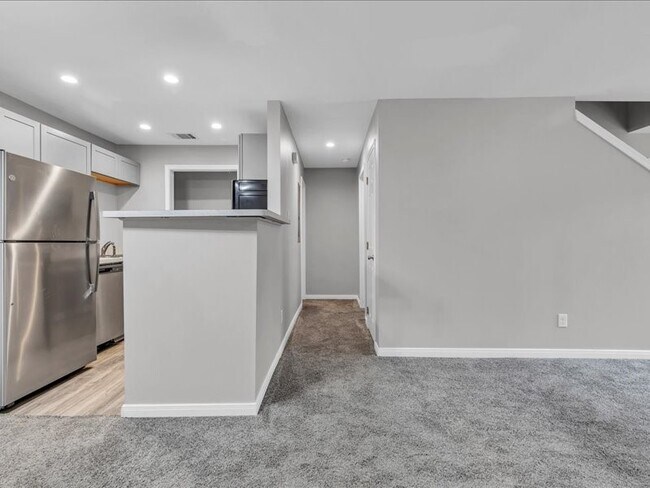 Building Photo - 9519 Pagewood Ln