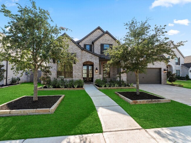 Primary Photo - 30715 Chamomile Bnd