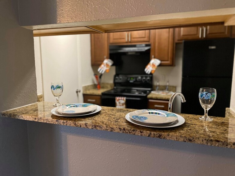 Stoneleigh Place 2261 W Buckingham Rd Garland TX 75042 Apartment Finder