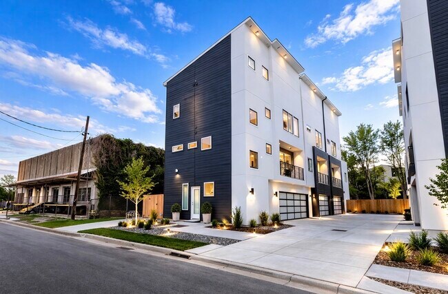 Building Photo - 505 Schweikhardt St