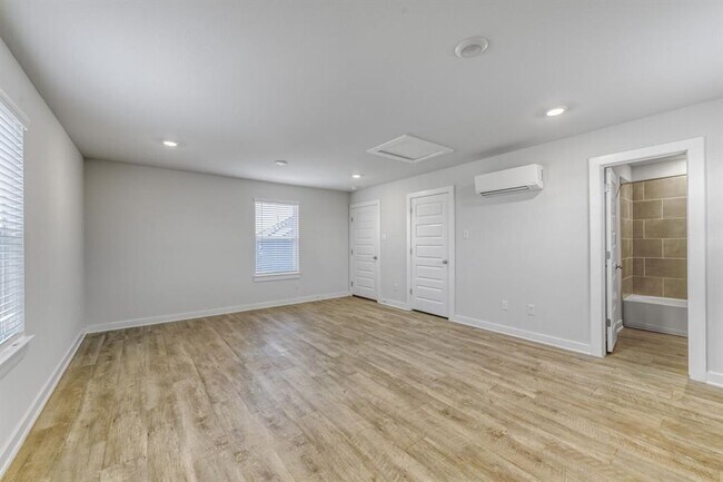 Building Photo - 315 Garner Dr