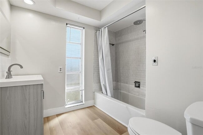 Building Photo - 1801 62nd Terrace S