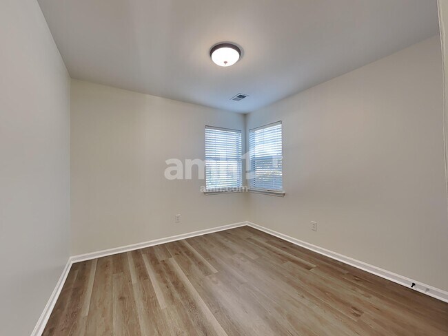 Building Photo - 328 Rice Bay Dr