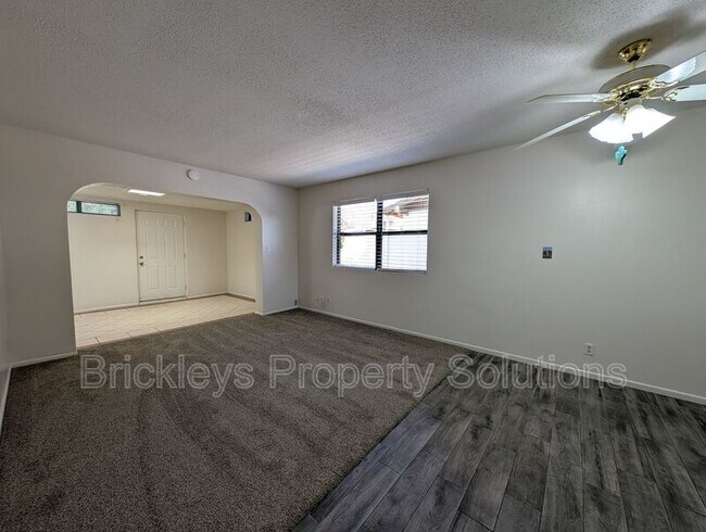 Building Photo - 6721 E McDowell Rd