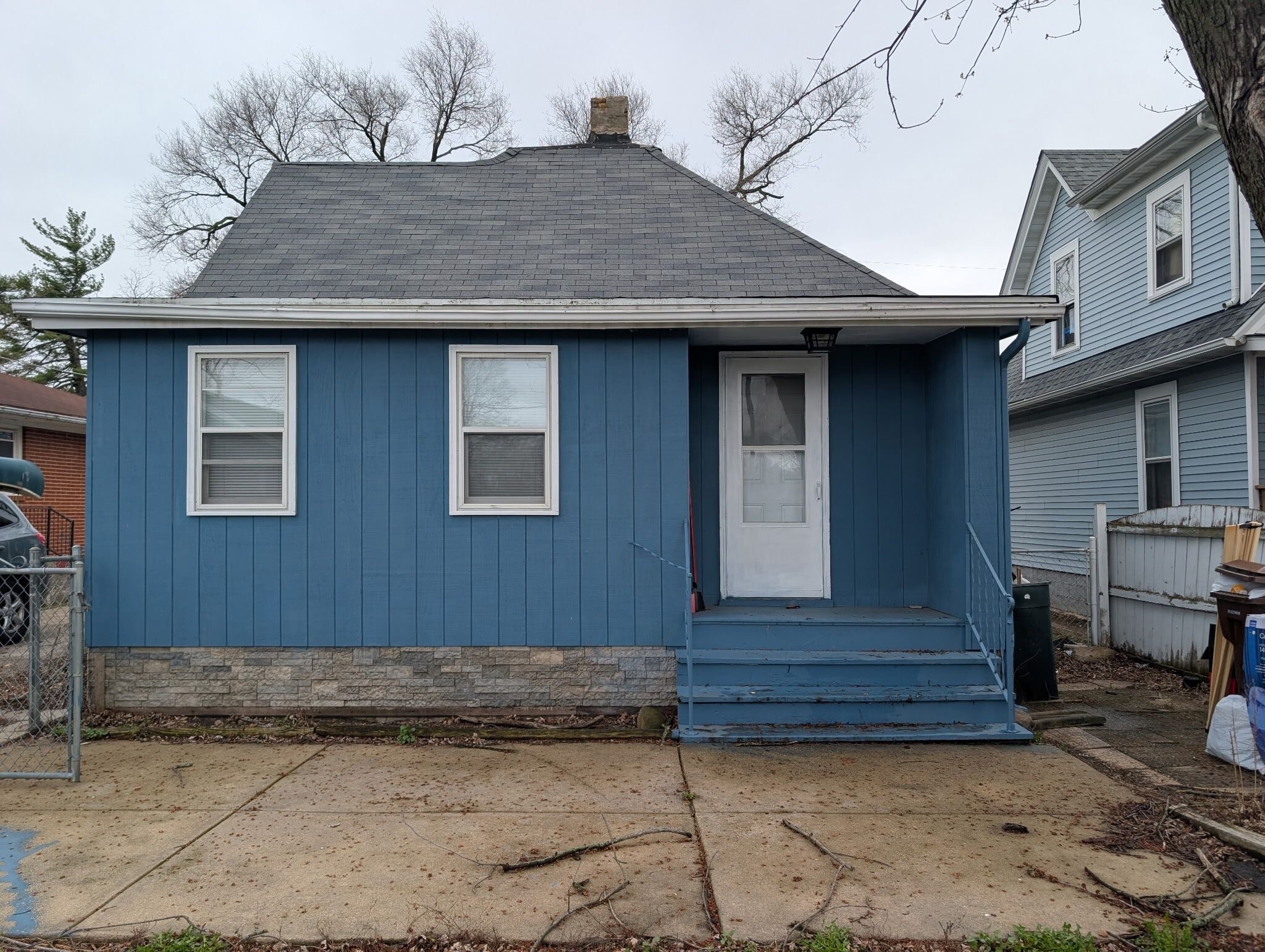 Building Photo - 1219 Burton St