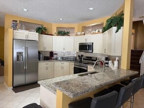 Building Photo - 7228 Chesapeake Cir