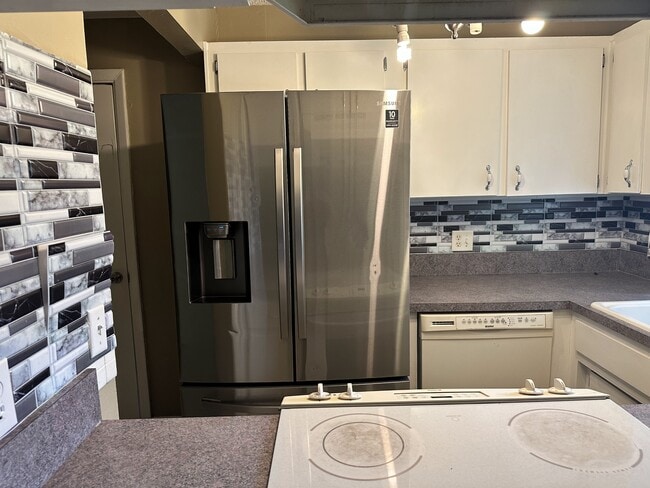 Building Photo - 190 N Bobwhite Point