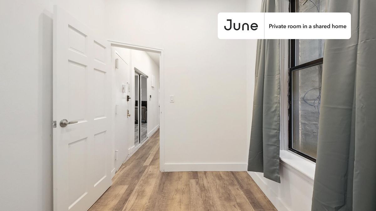 Building Photo - Room in Shared 2 bed/1 bath home