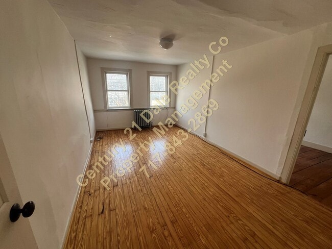 Building Photo - 3 Bedroom Home in Southern School District