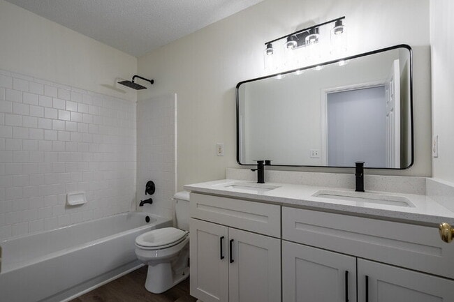 Building Photo - 11705 Bentham Ct