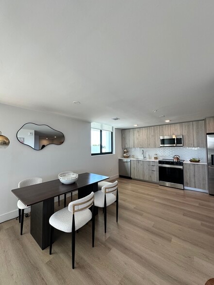 Building Photo - 2501 Jackson St