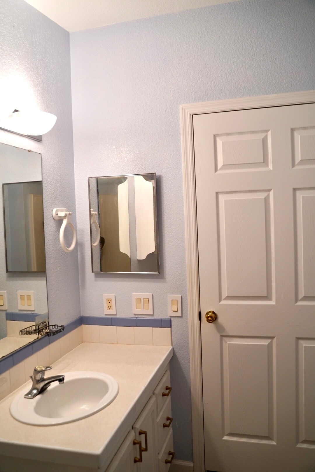 Building Photo - 29205 Saddle Oaks Ln