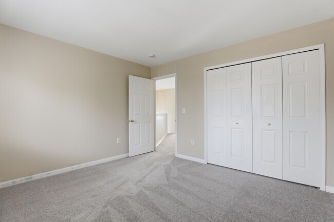 Building Photo - 35900 Abbey Dr