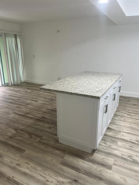 Building Photo - 2801 NE 51st St