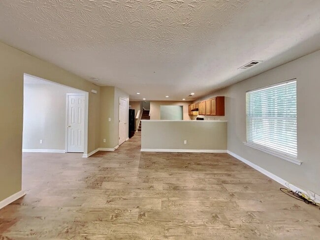Building Photo - 4539 Parkway Cir