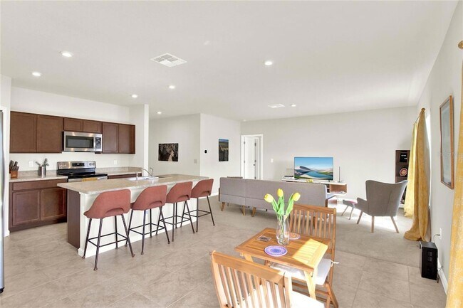 Building Photo - 1511 Finnigan Cir