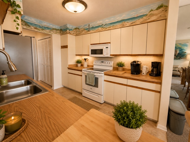 Building Photo - 2717 Seashore Cove