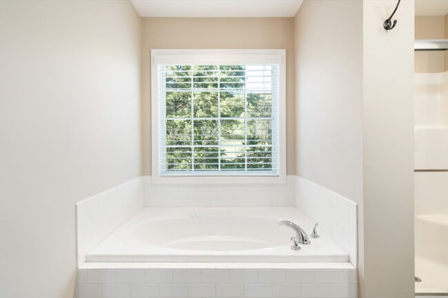 Building Photo - 7713 Budding Vine Ln