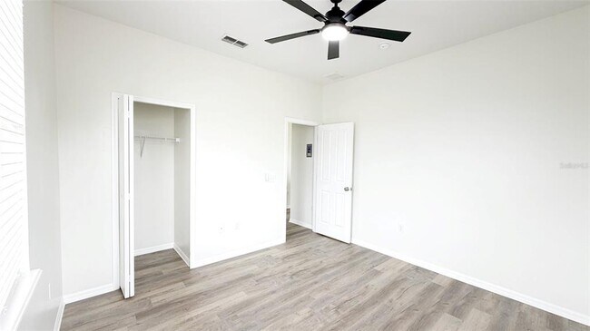 Building Photo - 203 Madison Cir