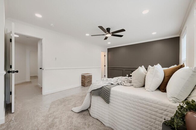 Building Photo - 8573 Black Star Cir
