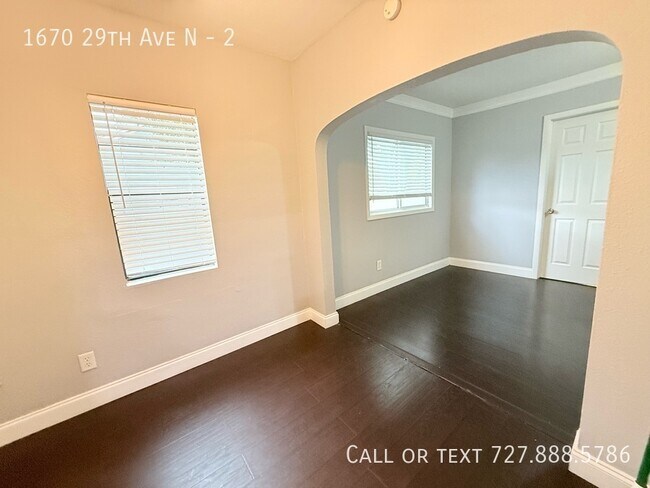 Building Photo - 1670 29th Ave N