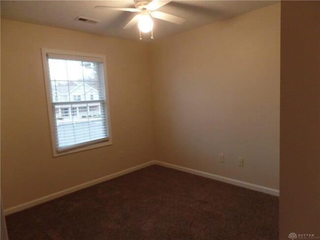 Building Photo - 120 Cherry St