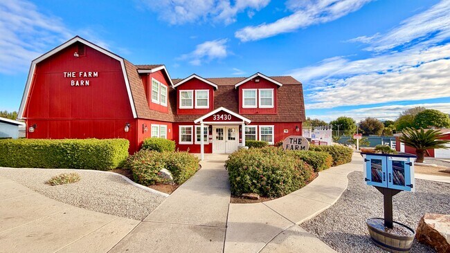 Building Photo - 33259 Homestead Ln