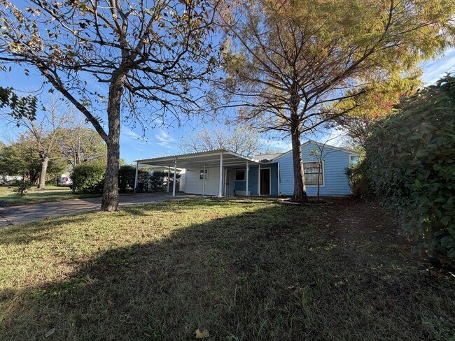 Primary Photo - 317 Choctaw Trce