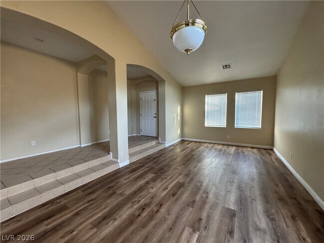 Building Photo - 2294 Tedesca Dr