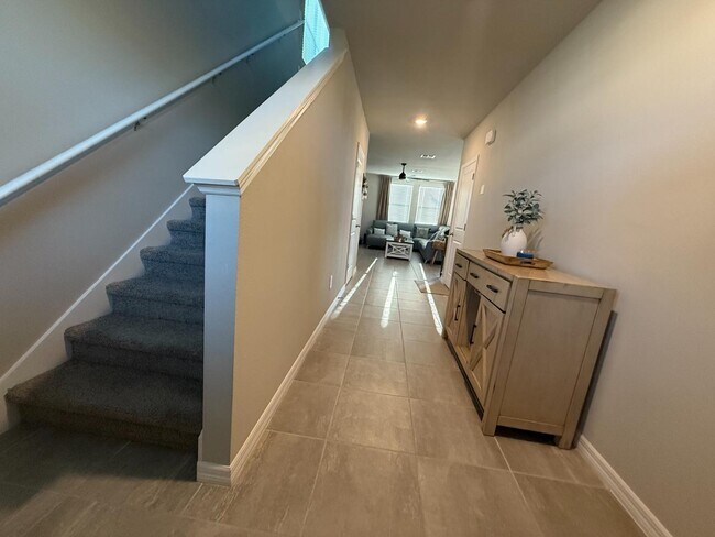 Building Photo - 3919 Radiant Mountain Dr