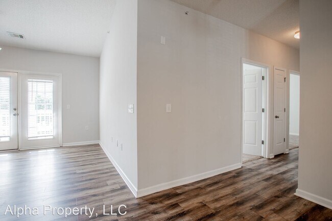 Building Photo - 3 br, 2 bath House - 531 McKenna Cir