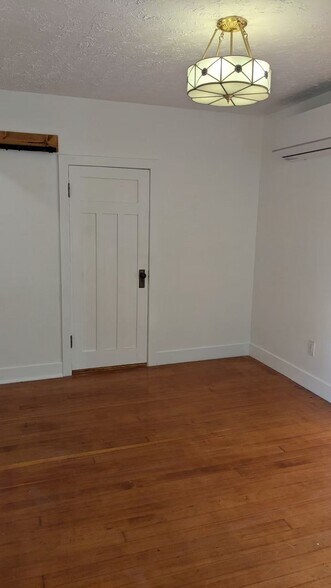 Building Photo - 322 Avenue A