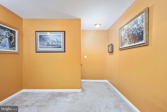 Building Photo - 22 Sentinel Ridge Ln
