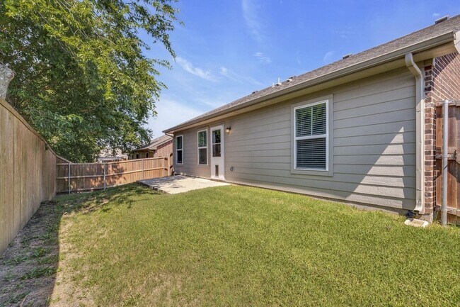 Building Photo - 3608 Brookstone Dr
