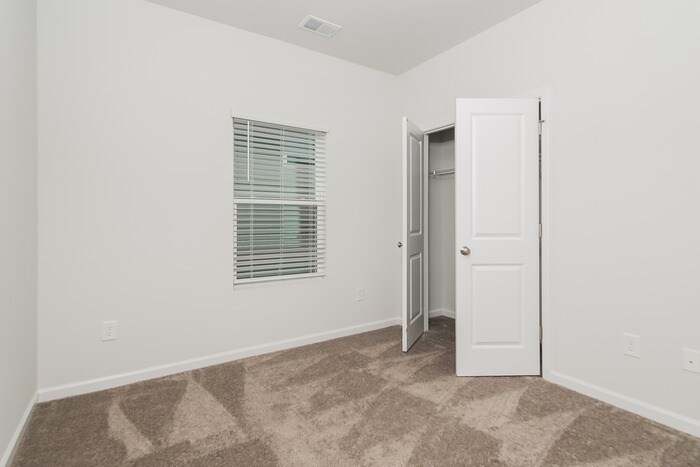 Building Photo - 316 Augustine Dr