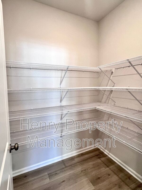 Building Photo - 858 Patriot Summit Lane