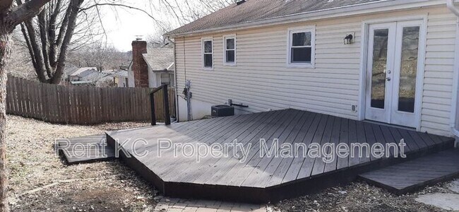 Building Photo - 9408 NW 59th Ter