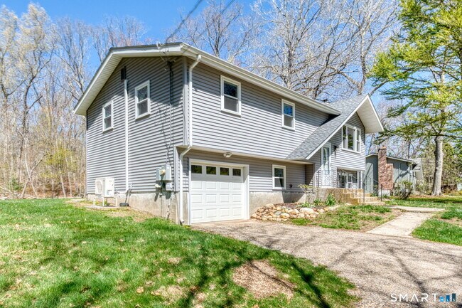 Building Photo - 371 Warrenville Rd