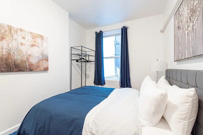 Building Photo - 451 9th Ave