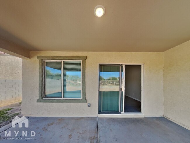 Building Photo - 2060 E Velvet Pl