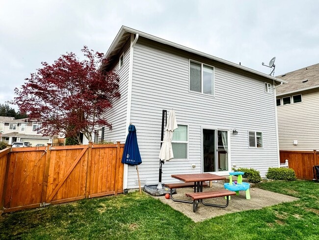 Building Photo - **** Application pending ****