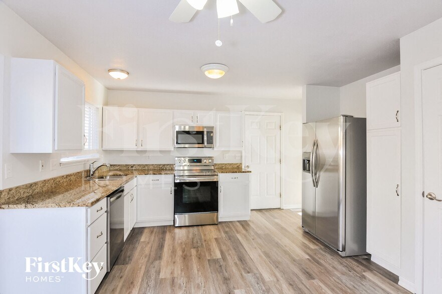 Building Photo - 209 Royallsprings Pkwy