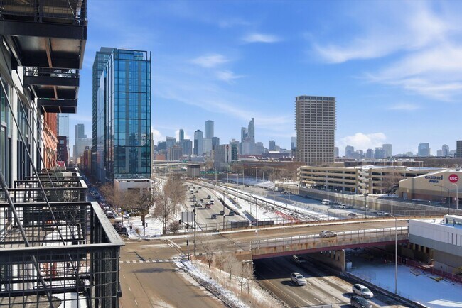 Building Photo - 2 Bed, 1.5 Bath With Garage Parking Included