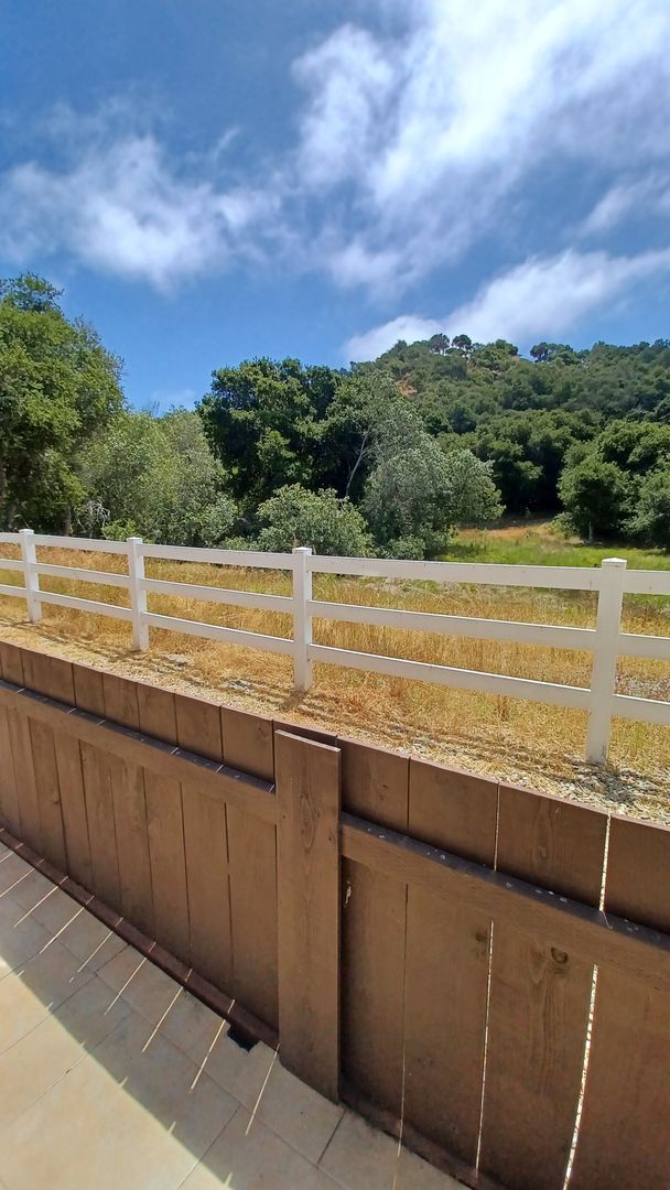 Building Photo - Modern Arroyo Grande Condo with Country Views