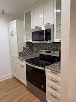 Building Photo - 3183 Wayside Plz