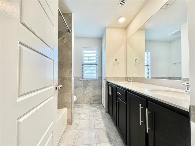 Building Photo - 991 Sprangletop St