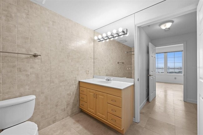 Building Photo - 345 Bayshore Blvd