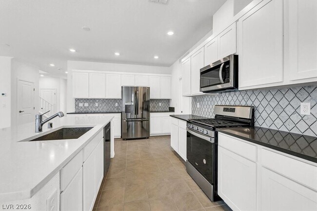 Building Photo - 7079 Grace Est Ave